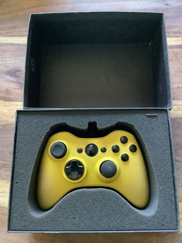 Rare manette filaire xbox 360 - rare,