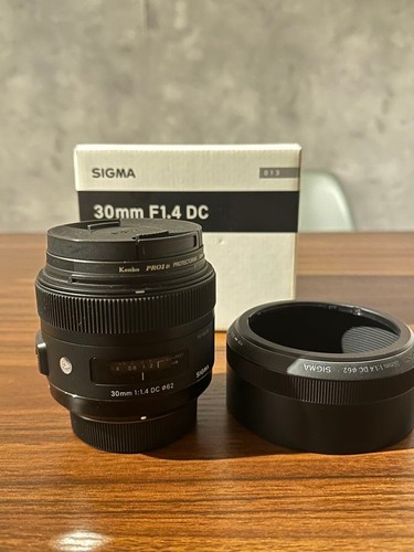 Sigma 30mm per - dc,