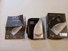Radio AM/FM vintage portatile Akai Classic con registratore a cassette SCATOLA