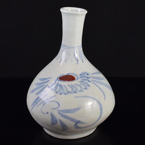 Vaso design fiori bianco