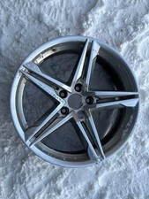 Audi A4 S4 B9 2017 cerchio in