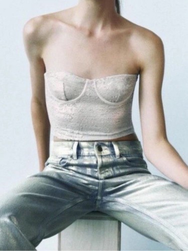 Reggiseno nuovo con etichette