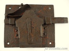 Vecchia,antica serratura in