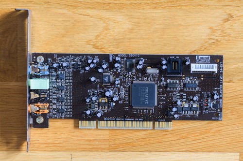 Creative sound blaster live - creative,