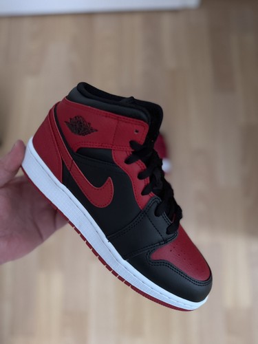 Nike air jordan mid - air, 1