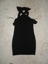 ATTUALE E PARTICOLARE  VESTITO