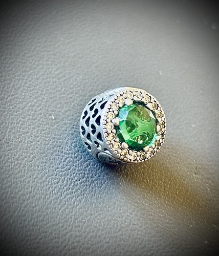 Pandora essenza charm - pandora,