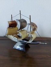 VELIERO BARCA A VELA IN CORNO