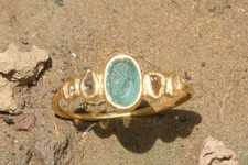 Anello con smeraldo bellissimo