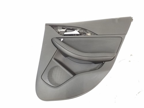 Rivestimento destro porta