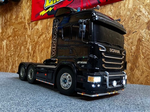 Testa trattore camion