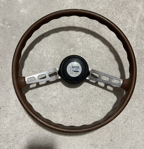 Volante lancia fulvia - lancia,