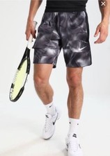 Nikecourt Uomo Pantaloncini da
