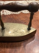 ANTICO E RARO FERRO DA STIRO