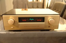 Accuphase C-2820