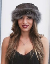 cappello di volpe grigia con
