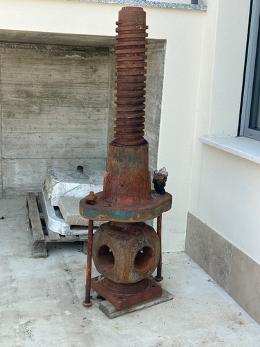Antico torchio piemontese per - antico,