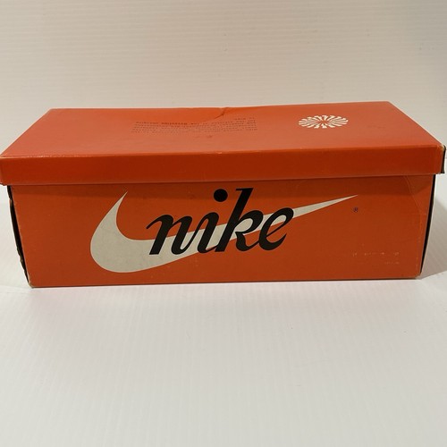 Scarpiera vuota nike pinwheel - vuota,