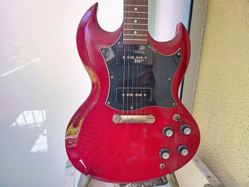 Chitarra elettrica con - chitarra,
