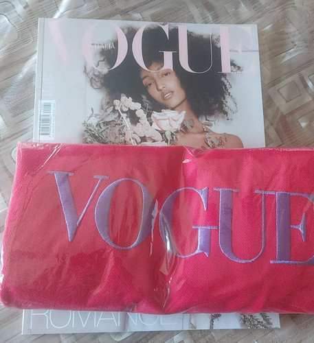 Magazine vogue italia - vogue, +