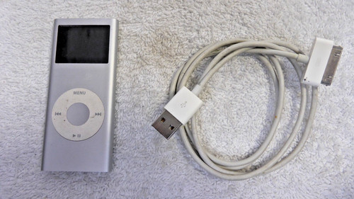 Apple ipod nano 2nd generation - ipod,
