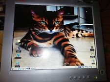 COMPAQ TFT1701 - Monitor PC - LCD 17" Formato 4:3 - Funzionante con Piantana 