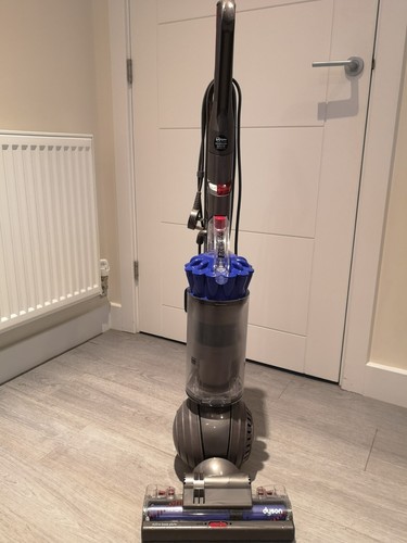 Aspirapolvere verticale - , a