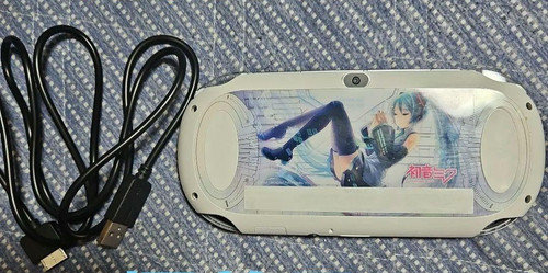 Near mint vita hatsune - near, ps