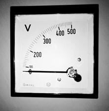 Voltmetro analogico IME RQ96 500V -  da pannello 0-500V 