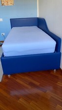 Letto 200x80 cm Imbottitura con testiera e fianco in Ecopelle blu