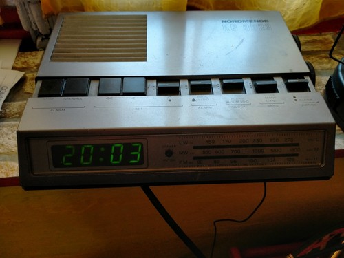 Radiosveglia vintage nordmende - radiosveglia,