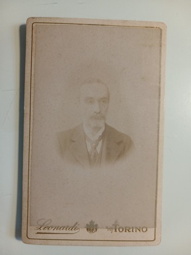 Foto storica cdv uomo - uomo, barba