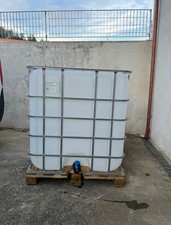 Contenitore cisterna IBC 1000 litri su pedana in legno