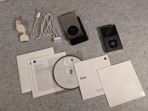Apple ipod classic 120gb - 120gb, black