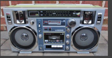 VINTAGE BOOMBOX LASONIC