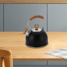 Bollitore con fischietto da