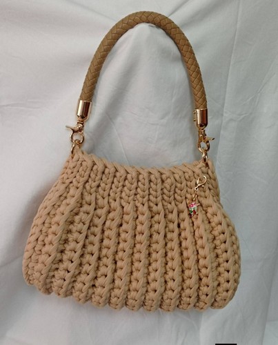Borsa all uncinetto fatta - all'uncinetto,