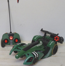 Auto Radiocomando Trasformabile in Robot Twist Shoot Street Trooper Maisto 2013