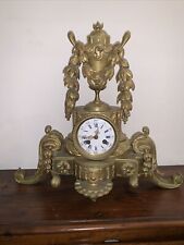 Antico orologio da tavolo in bronzo dorato francese parigina