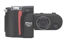 2 x Nikon Coolpix 4500 4,0
