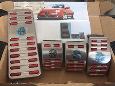 SET PEDALIERA CON POGGIAPIEDE ALFA ROMEO MITO ORIGINALE 50547309