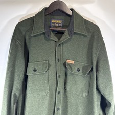 Giacca sopra camicia vintage