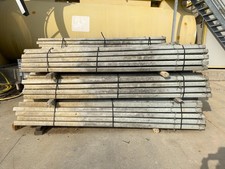 Pali in cemento per vigneto