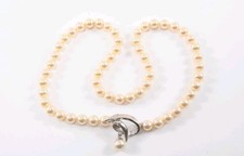 Collana di Perle Naturali con chiusura a conchiglia In argento 925 e perla Centr