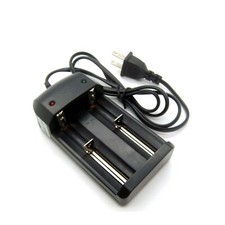 Caricabatterie nuovo per