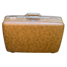 Escort American Tourister