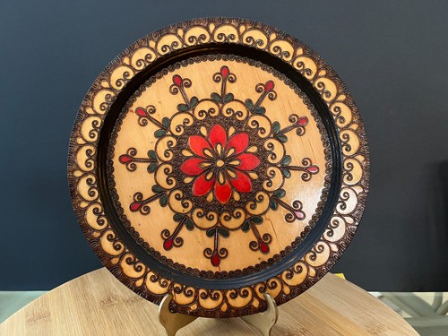 Piatto legno intagliato a - piatto,