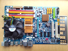 GIGABYTE  GA-EP45-DS3L + CPU INTEL  E8400 - TESTATA FUNZIONANTE .