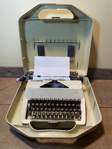 Macchina scrivere manuale - da,