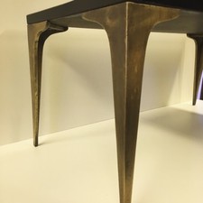 Gambe tavolino a stiletto